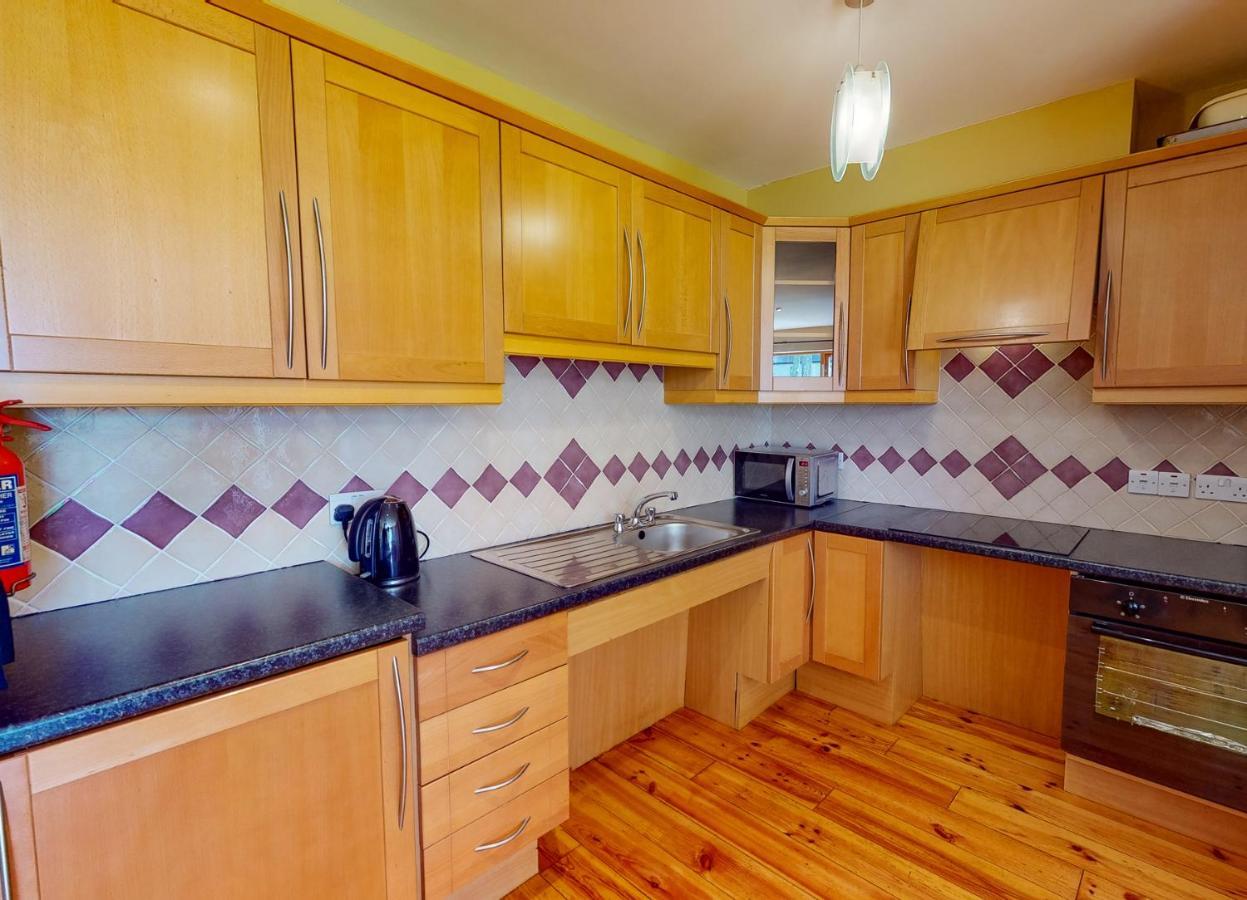 Dingle Courtyard Cottages 4 Bed By Trident Holiday Homes Extérieur photo