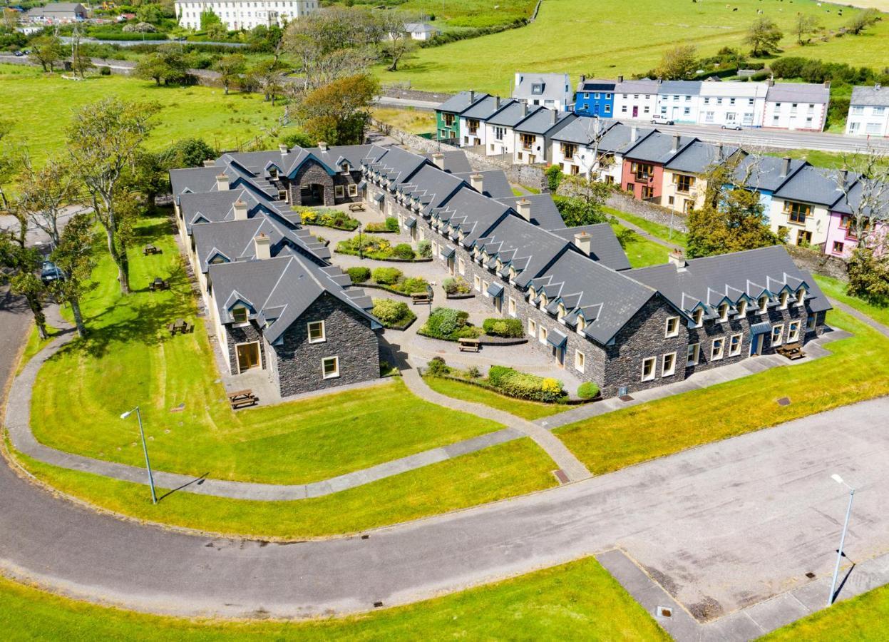Dingle Courtyard Cottages 4 Bed By Trident Holiday Homes Extérieur photo