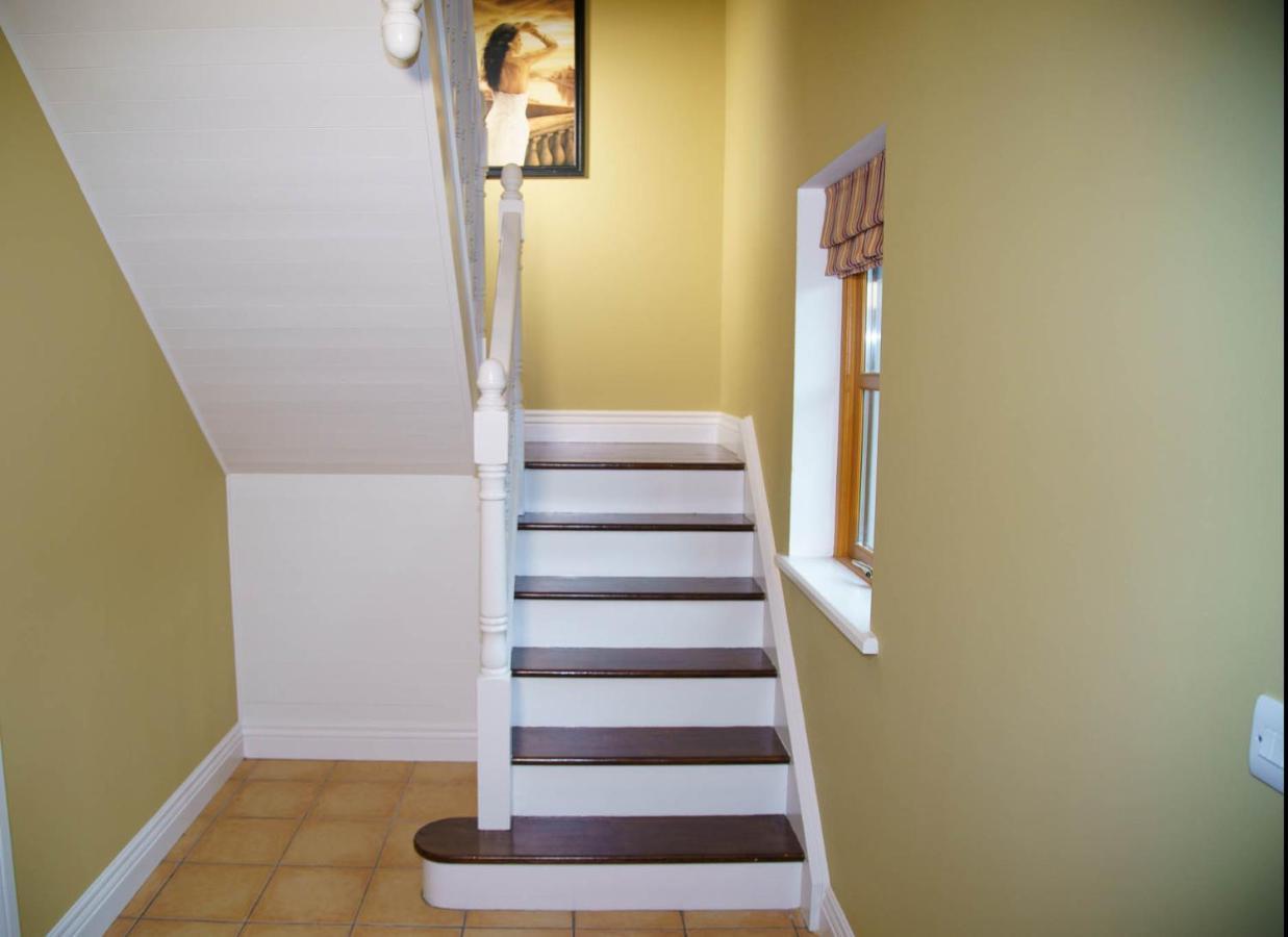 Dingle Courtyard Cottages 4 Bed By Trident Holiday Homes Extérieur photo