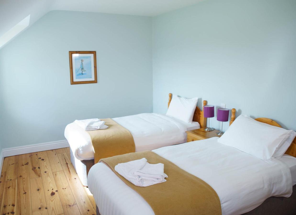 Dingle Courtyard Cottages 4 Bed By Trident Holiday Homes Extérieur photo