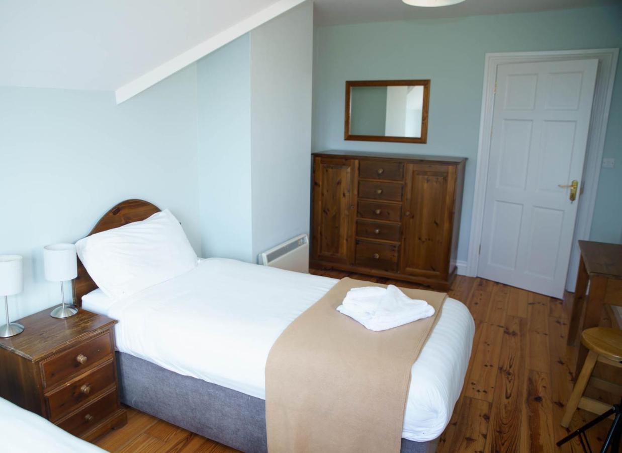 Dingle Courtyard Cottages 4 Bed By Trident Holiday Homes Extérieur photo